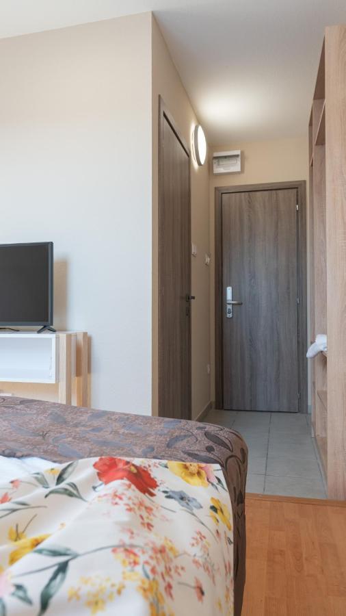 Eprespark Panzio
